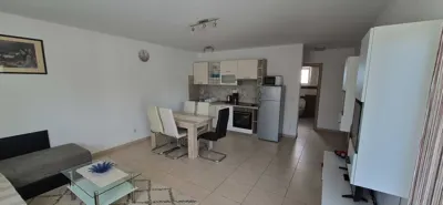 Apartman 3 3